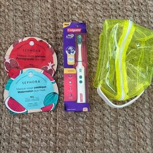 SEPHORA FACE MASKS, COLGATE ELECTRIC TOOTHBRUSH MAKE UP BAG BUNDLE